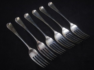 A set of 6 Victorian Old English pattern table forks, London  1874, 12 ozs