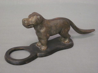 A pair of metal nut crackers in the form of a Labrador 9"