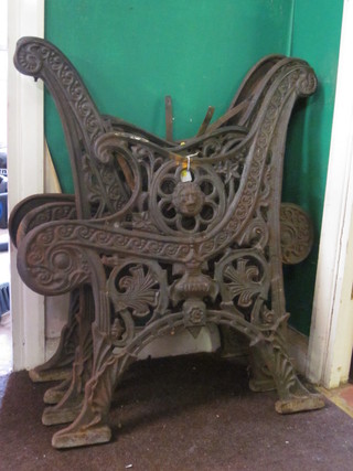 4 Victorian style pierced cast iron bench ends