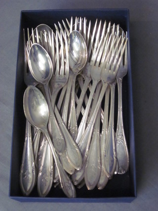 A collection of Continental flatware marked 800
