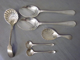 A silver plated sifter spoon, a silver plated caddy spoon, 2 silver plated mustard spoons and do. table spoons