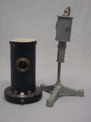 A mirror deflection galvanometer together with a light bracket spot projector for mirror galvanometer