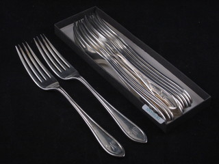 A set of 12 silver table forks, London 1935 with Jubilee hallmark  27 ozs