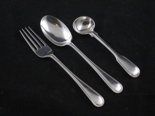 A silver 2 piece christening set comprising spoon and fork,  Sheffield 1911 and a Victorian silver mustard spoon, 2 ozs