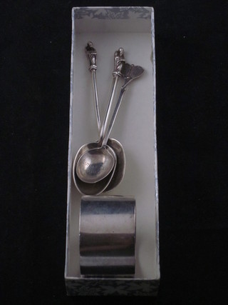 A silver napkin ring and 3 silver spoons, 2 ozs
