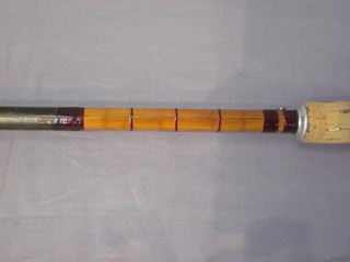 A 3 section course fishing rod