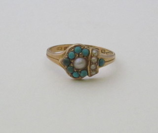 A 15ct gold dress ring set turquoise and pearls