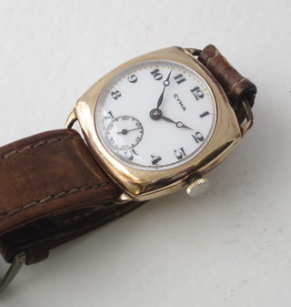 A gentleman's Cyma wristwatch contained in a gilt metal case