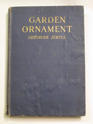 Gertrude Jekyll, 1 volume "The Garden Ornament"