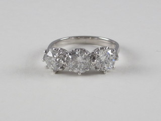 A lady's 18ct white gold dress ring set 3 diamonds, approx 3.8ct