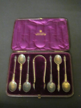 A set of 6 Victorian silver apostle spoons and tongs, London  1879, 3 ozs, cased