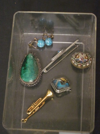 A micro mosaic brooch and a small collection of brooches