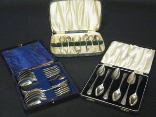 A set of 6 silver plated grapefruit spoons, a set of 5 silver plated  tea spoons and tongs and a set of 6 silver plated Old English  pattern teaspoons, etc