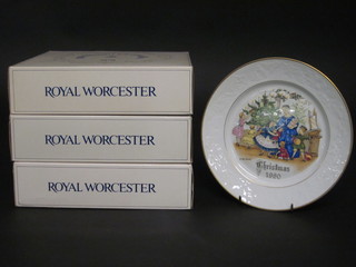 4 Royal Worcester Christmas plates 1979, 1980 and 1981
