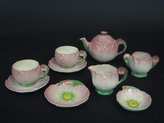 A Carltonware Australian design pink leaf shaped 7 piece tea  service comprising teapot, twin handled sugar bowl, milk jug, 2  cups and 2 saucers and 2 circular dishes