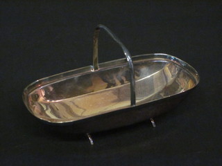 A modern silver bon bon dish in the form of a trug, Birmingham,  2 ozs