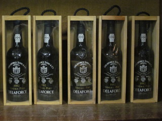5 bottles of 1982 Delaforce vintage port, contained in presentation boxes