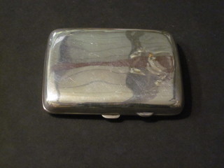 An Edwardian silver cigarette case, Birmingham 1907, 2 ozs