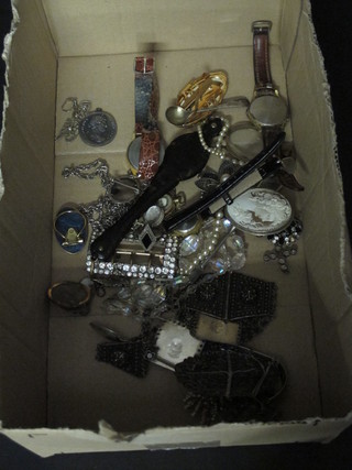A pair of lorgnettes and a collection of costume jewellery etc