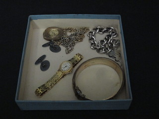 A pair of silver and niello cufflinks, a heavy silver curb link chain, a gold bracelet and a small collection of costume jewellery