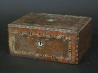 A Victorian figured walnut trinket box with inlaid parquetry decoration 12"