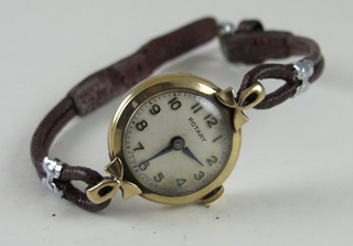 A lady's Rotary wristwatch contained in a gold case