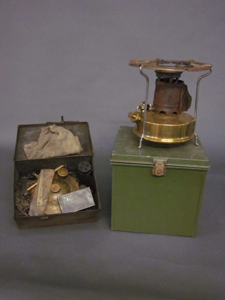 A Juwel 41 primus stove, contained in a metal box, together with  a no.2 Compact Primus Stove