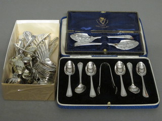 A set of 6 silver plated teaspoons cased, a pair of jam spoons and  other flatware