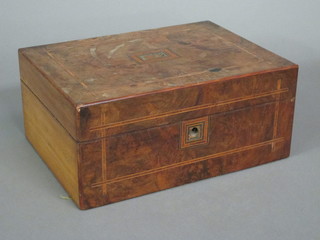 An Edwardian inlaid bleached walnut trinket box with hinged lid  12"
