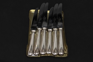 4 table knives and 2 tea knives by James Dixon