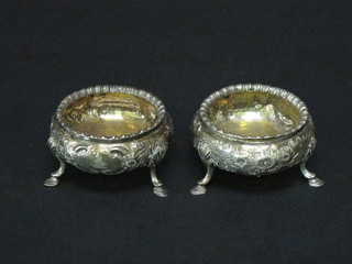 A pair of Victorian circular silver salts London 1849, 4 1/2 ozs