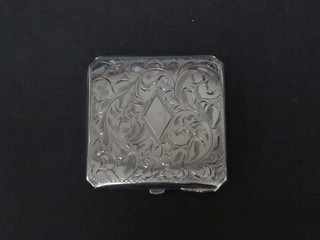 An Art Deco Sterling engraved compact