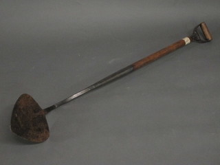 A turfing spade