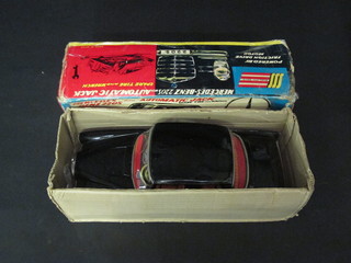 A Japanese 220S Mercedes Benz battery operated toy car, boxed