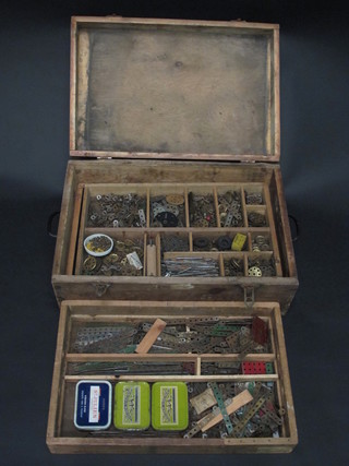 A pine box with hinged lid containing 3 trays of Meccano