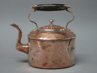 An oval copper kettle 9"