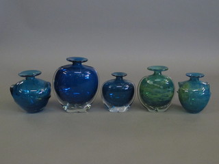 3 Mdina blue glass vases and 2 Mdina green glass vases
