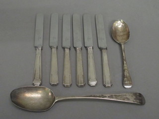 A Georgian Old English pattern table spoon, a silver teaspoon  and 6 silver handled tea knives