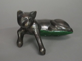 A bronze figure of a cat 8"