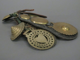 2 leather martingales and a collection of horse brasses