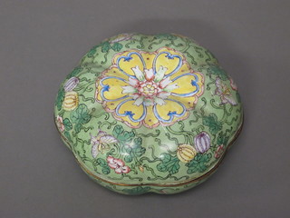 A circular Oriental enamelled jar and cover 5"