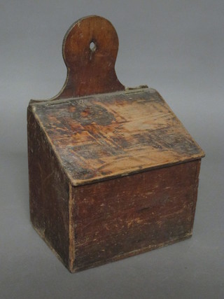 A pine twin division candle box with hinged lid 9"