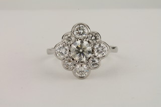 An 18ct white gold cluster ring set diamonds, approx 1.45ct