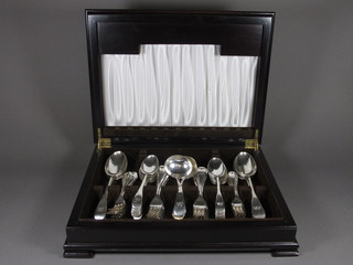 A Victorian 45 piece canteen of Old English pattern silver flatware, comprising 3 sauce ladles, 12 dessert spoons, 12 table  forks, 12 pudding spoons, 12 pudding forks, London 1896, 82  ozs  ILLUSTRATED
