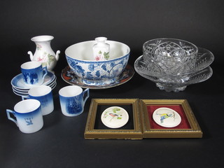 4 Royal Copenhagen cups and saucers - Snow Man and Merry  Christmas, Bringing Home the Christmas Tree and 1 other, 4 cut  glass bowls and other decorative ceramics