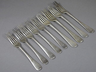 4 silver Old English table forks and 5 silver Old English pattern pudding forks, London 1925 15 ozs