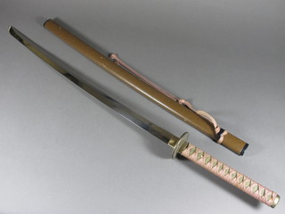 A modern Kutana with 29" blade