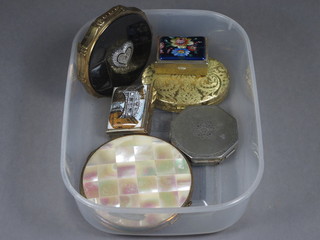 4 various compacts and 2 pill boxes