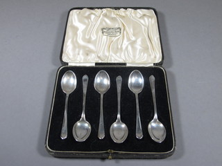 A set of 6 silver coffee spoons, Birmingham 1936, 2 ozs, cased