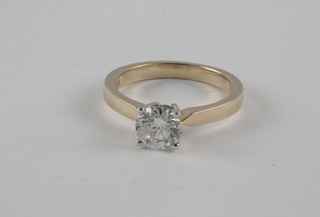 A lady's 18ct yellow gold solitaire dress ring approx 1.01ct, with certificate